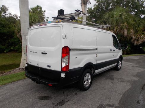 Used 2019 Ford Transit 250 130 Low Roof RWD image 7