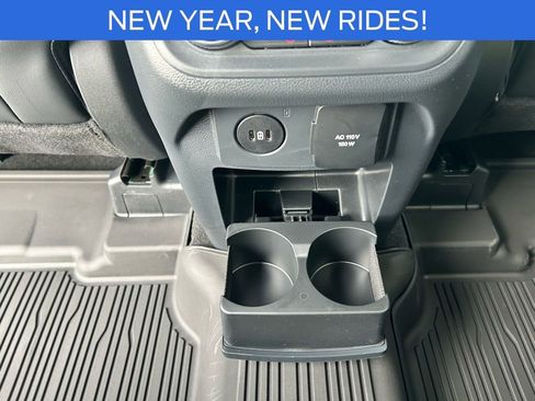 New 2026 Ford Explorer ST-Line w/ ST-Line Street Pack image 25