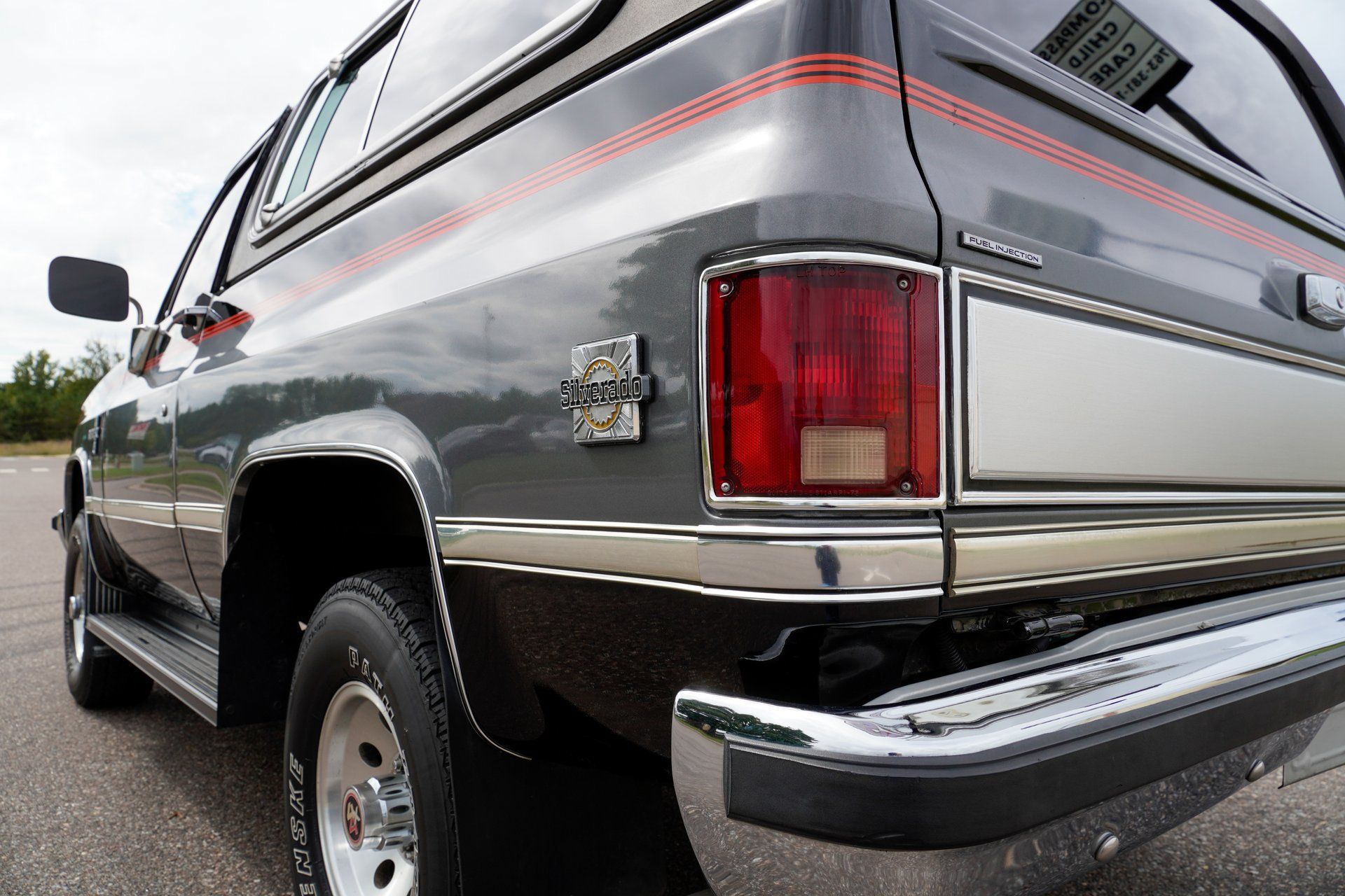 Used 1987 Chevrolet Blazer 4WD image 38