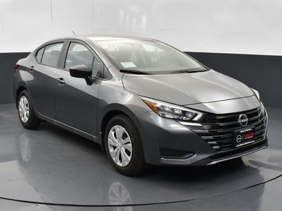 New 2025 Nissan Versa S w/ Trunk Package
