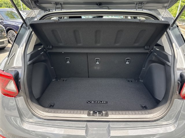 New 2026 Hyundai Venue SEL FWD image 20