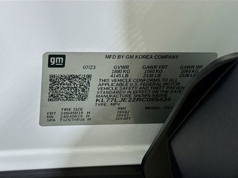 Used 2024 Chevrolet Trax RS w/ Sunroof Package FWD image 33