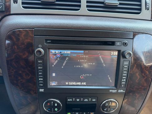 Used 2012 GMC Yukon Denali image 13