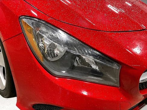 Used 2018 Mercedes-Benz CLA 250 4MATIC image 31