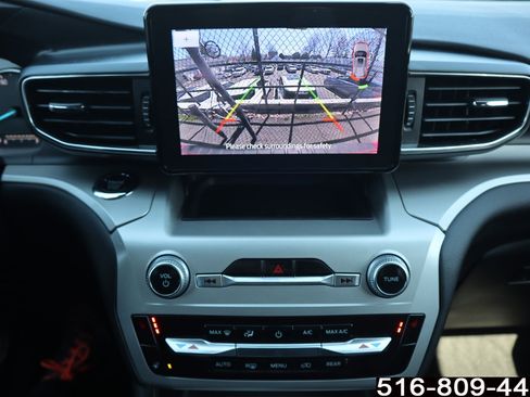 Used 2022 Ford Explorer XLT w/ Equipment Group 202A image 24