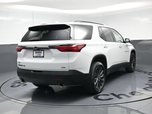 Used 2023 Chevrolet Traverse RS AWD/4WD image 9
