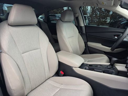 Certified 2023 Honda Accord EX image 9