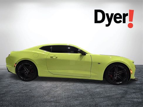 Used 2020 Chevrolet Camaro SS image 3