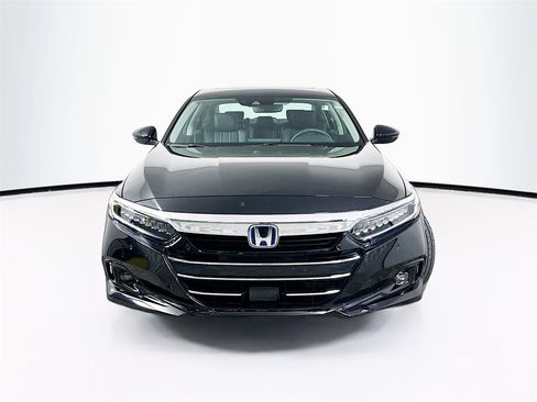 Certified 2022 Honda Accord Touring image 5