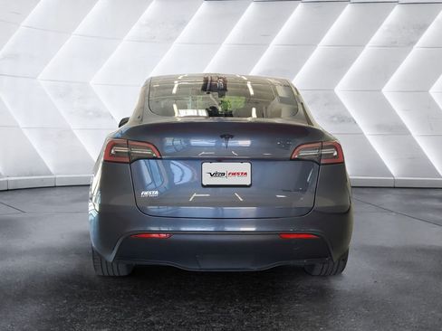 Used 2023 Tesla Model Y Long Range AWD/4WD image 5