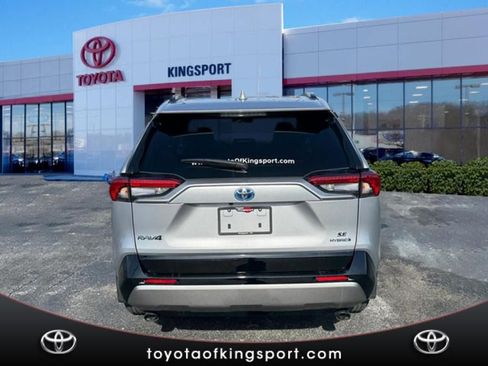 Certified 2024 Toyota RAV4 SE w/ Convenience Package image 4