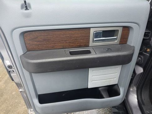 Used 2013 Ford F150 Lariat w/ Luxury Equipment Group image 19