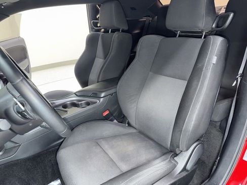 Used 2016 Dodge Challenger R/T image 15