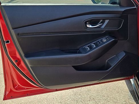 Used 2024 Honda Accord Sport image 15