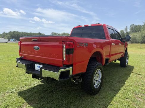 Used 2023 Ford F250 Lariat w/ Lariat Ultimate Package AWD/4WD image 5
