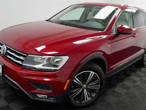 Used 2018 Volkswagen Tiguan SEL image 55