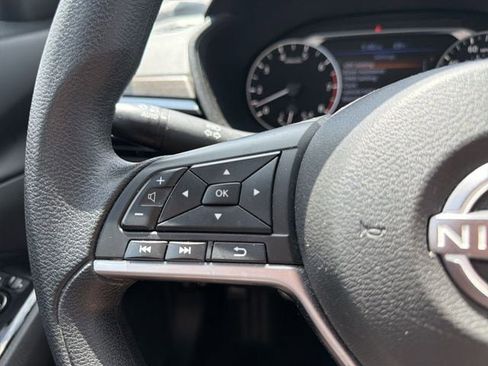 Used 2023 Nissan Altima 2.5 SV FWD image 26