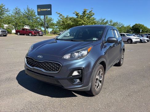 Used 2021 Kia Sportage LX AWD/4WD image 3