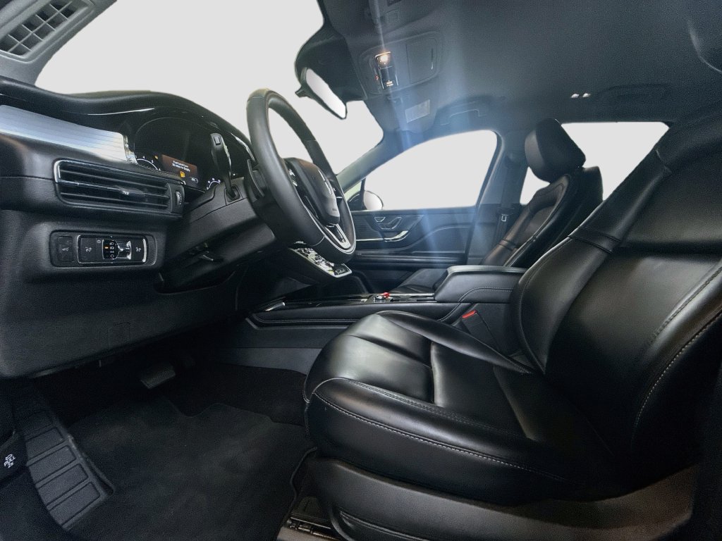 Used 2022 Lincoln Corsair FWD image 23