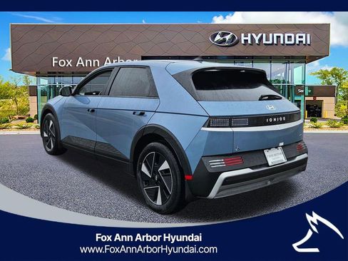 New 2026 Hyundai Ioniq 5 SEL image 3