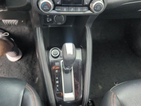 Used 2019 Nissan Kicks SR w/ SR Premium Package FWD image 12