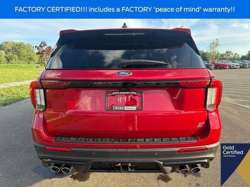Used 2025 Ford Explorer ST AWD/4WD image 10