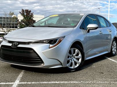 Used 2025 Toyota Corolla LE