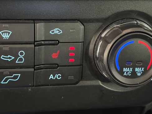 Used 2018 Ford F150 XLT w/ Equipment Group 302A Luxury image 27