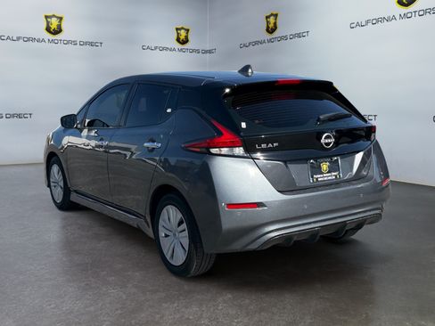 Used 2025 Nissan Leaf S FWD image 3
