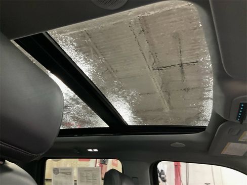 Used 2024 Ford F250 Lariat w/ Lariat Ultimate Package image 19