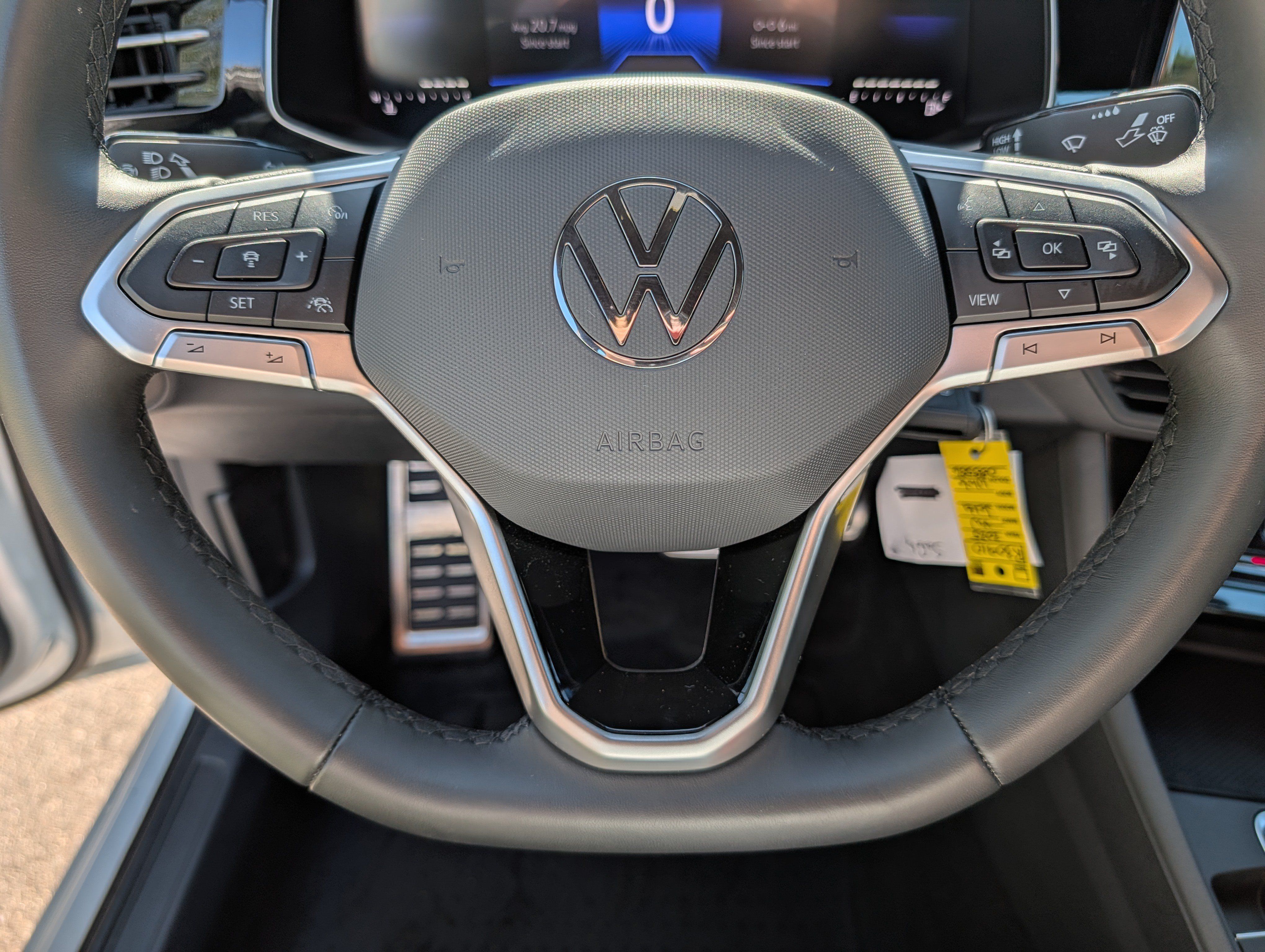 Certified 2025 Volkswagen Jetta Sport FWD image 25