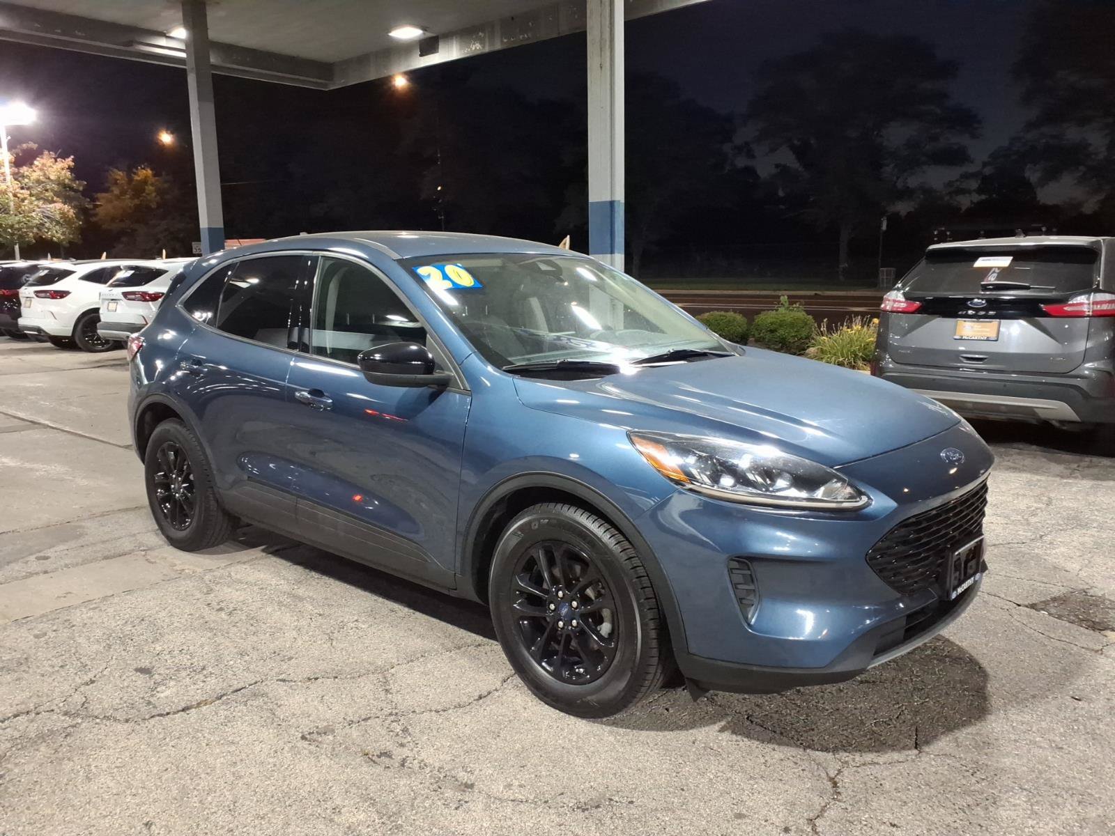 Used 2020 Ford Escape SE Sport FWD image 1