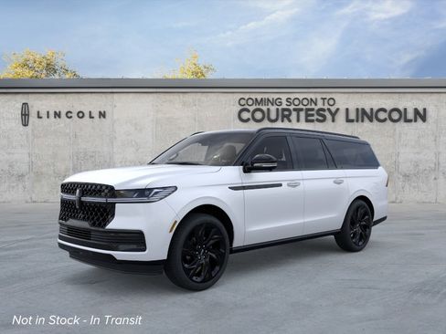 New 2026 Lincoln Navigator L Black Label AWD/4WD image 1