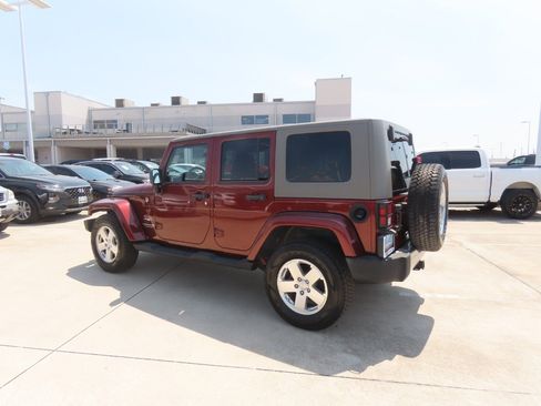 Used 2008 Jeep Wrangler Unlimited Sahara w/ Trailer Tow Group AWD/4WD image 16