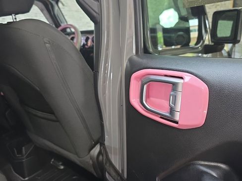 Used 2020 Jeep Wrangler Unlimited Sport AWD/4WD image 16