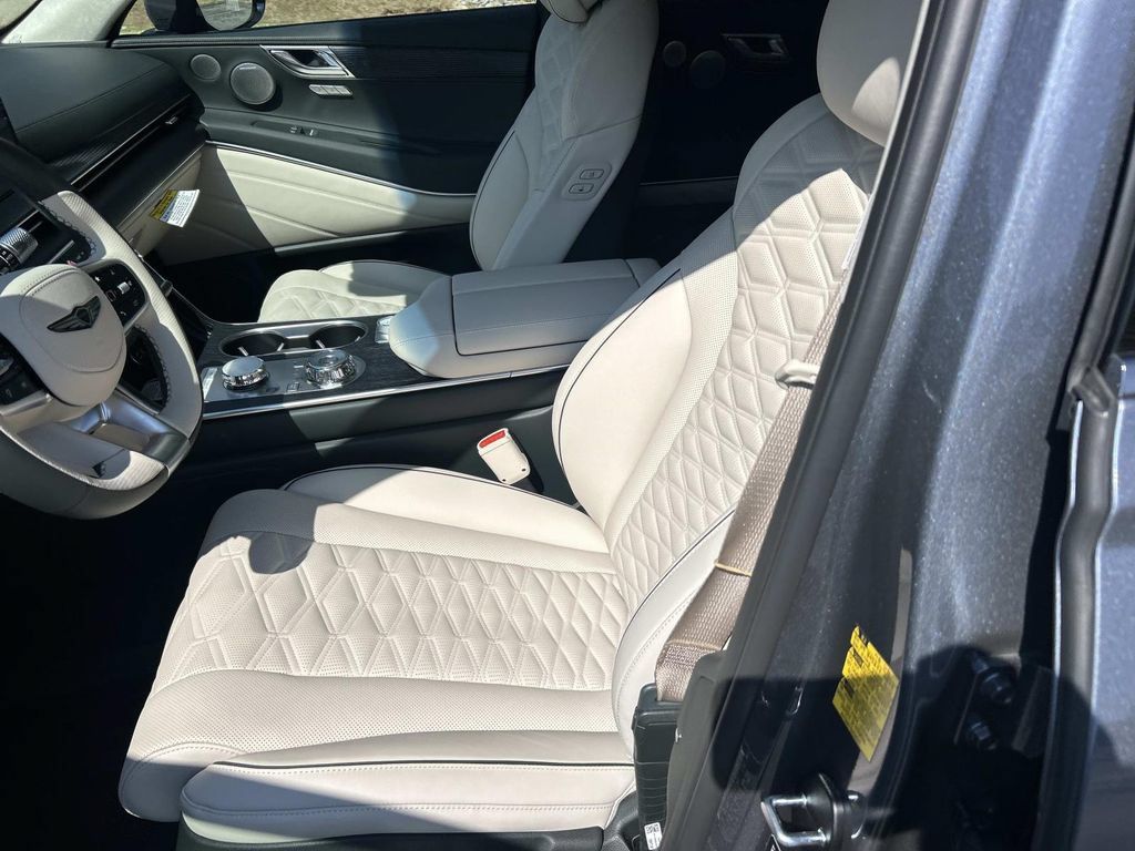 New 2027 Genesis GV80 3.5T e-SC AWD/4WD image 14