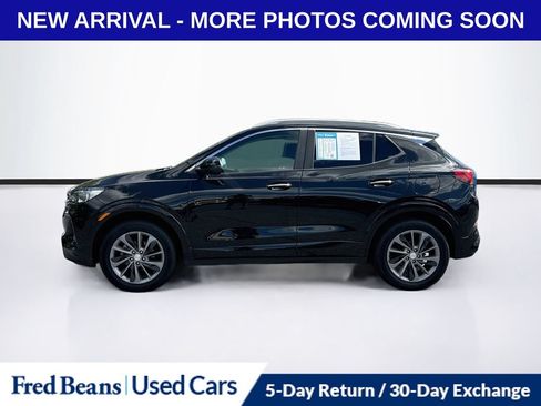 Used 2022 Buick Encore GX Select w/ Sport Touring Package AWD/4WD image 4