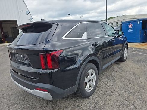 Used 2024 Kia Sorento LX FWD image 8