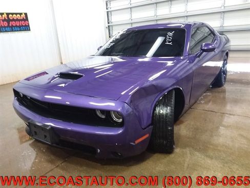 Used 2023 Dodge Challenger GT w/ Plus Package image 3