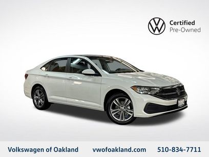 Used 2024 Volkswagen Jetta SE w/ Panoramic Sunroof Package