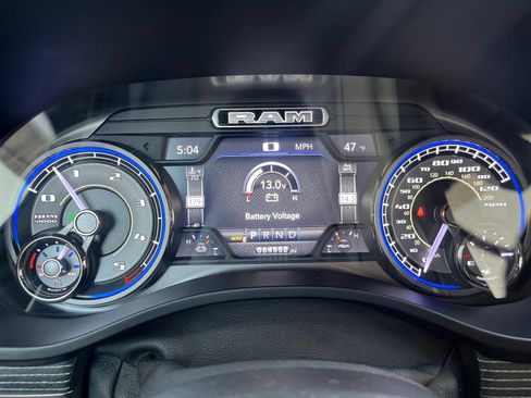 Used 2020 RAM 1500 Limited image 19