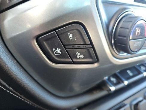 Used 2018 Chevrolet Silverado 1500 LTZ Z71 w/ LTZ Plus Package image 17