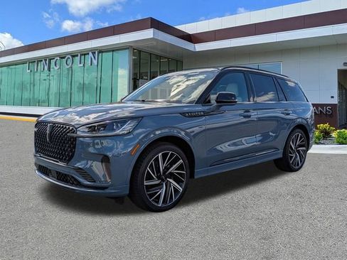 New 2026 Lincoln Aviator Black Label w/ Black Label Special Edition AWD/4WD image 8