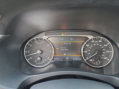 Used 2025 Nissan Altima 2.5 SV FWD image 14