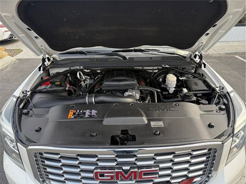 Used 2019 GMC Yukon Denali w/ Denali Ultimate Package AWD/4WD image 50