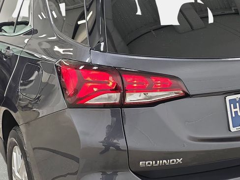 Used 2022 Chevrolet Equinox LT FWD image 33