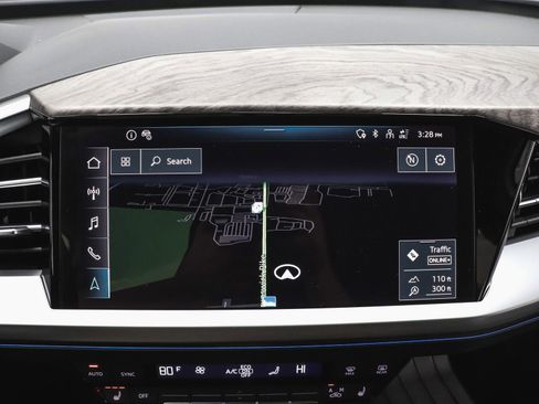 Used 2025 Audi Q4 e-tron Premium Plus w/ Premium Plus image 34