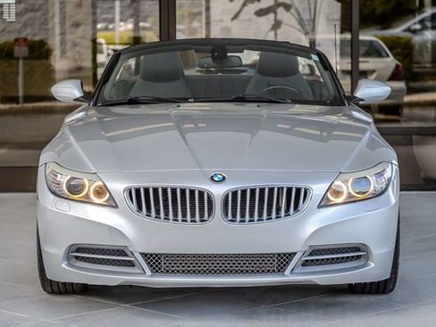 Used 2009 BMW Z4 sDrive35i image 7
