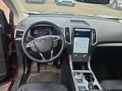Used 2023 Ford Edge SEL w/ Convenience Package AWD/4WD image 4