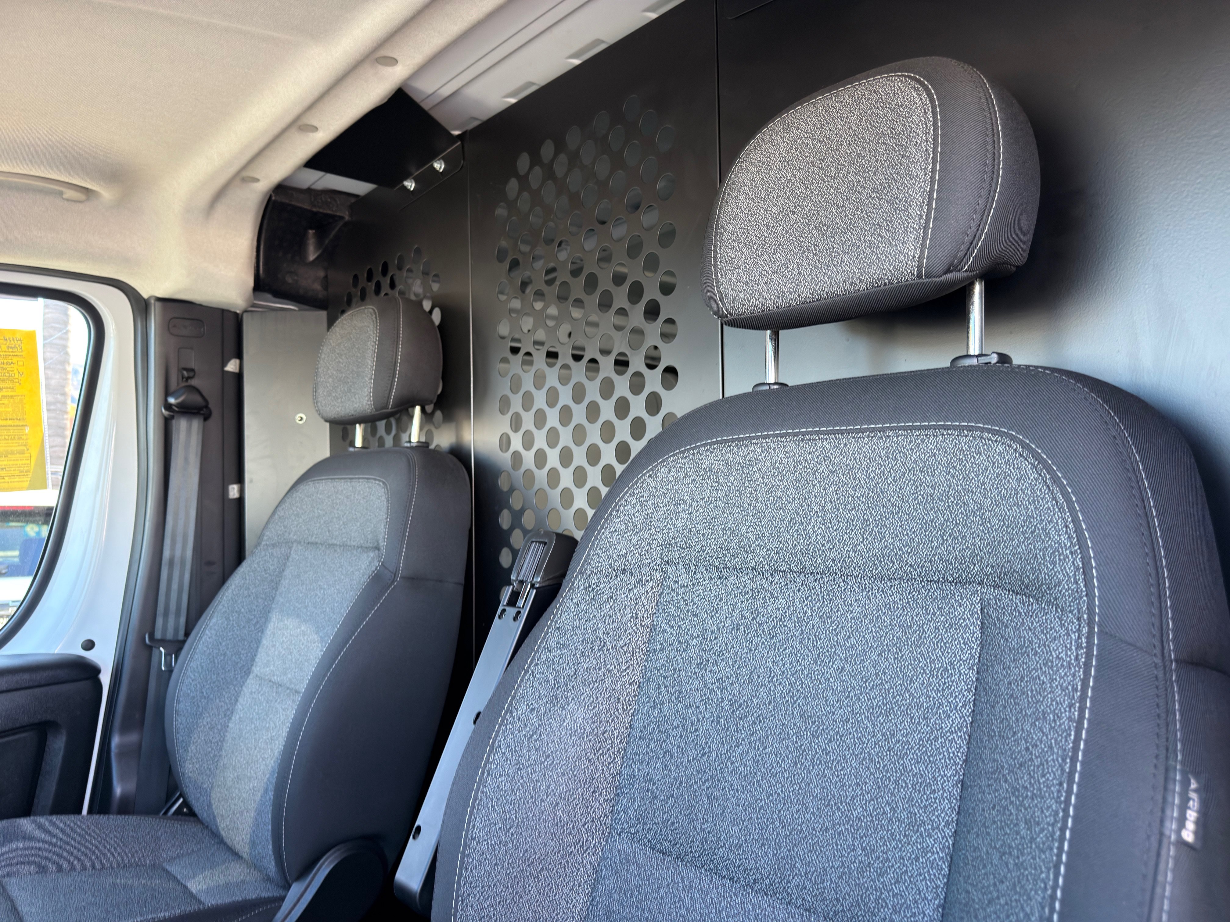 Used 2025 RAM ProMaster 2500 w/ U-Haul Equipment Group FWD image 26